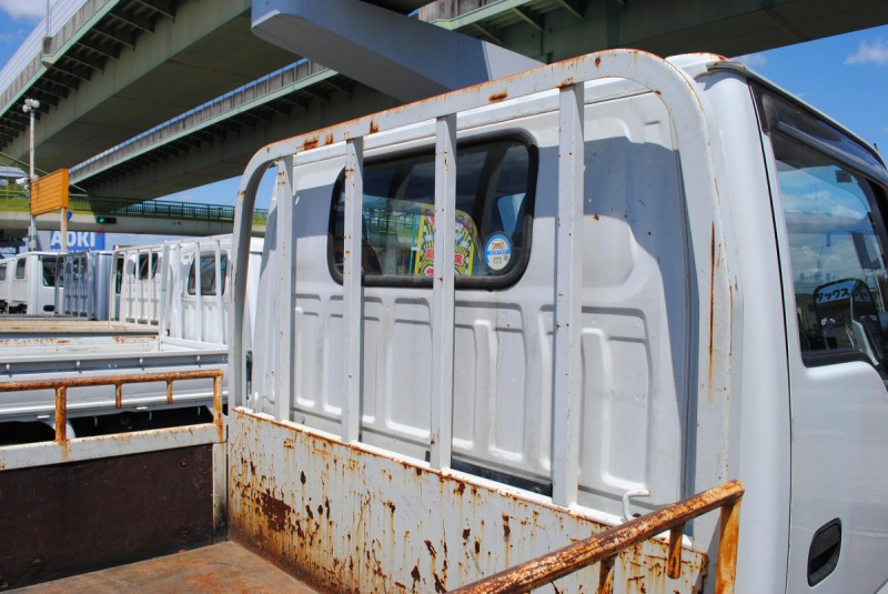 H18　アトラス　PG付平ボディ　積載1.45t|中古トラックの販売・買取・査定のアイナビ