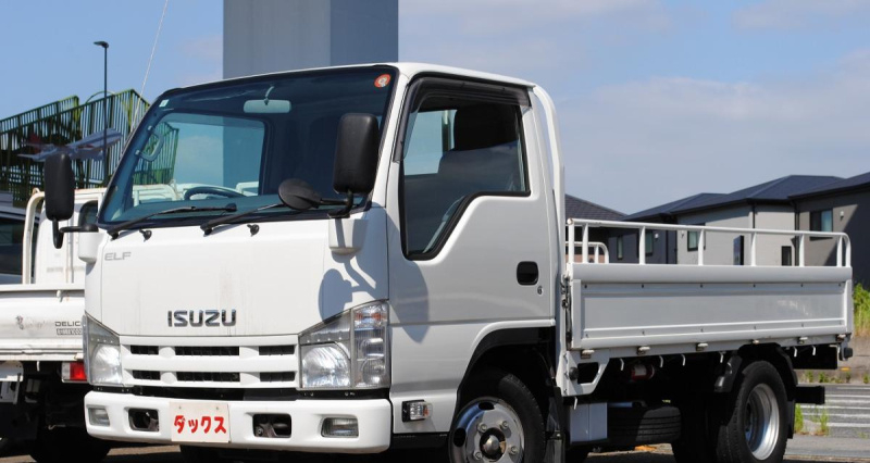 H22　エルフ　平ボディ　積載1.5t　AT|中古トラックの販売・買取・査定のアイナビ