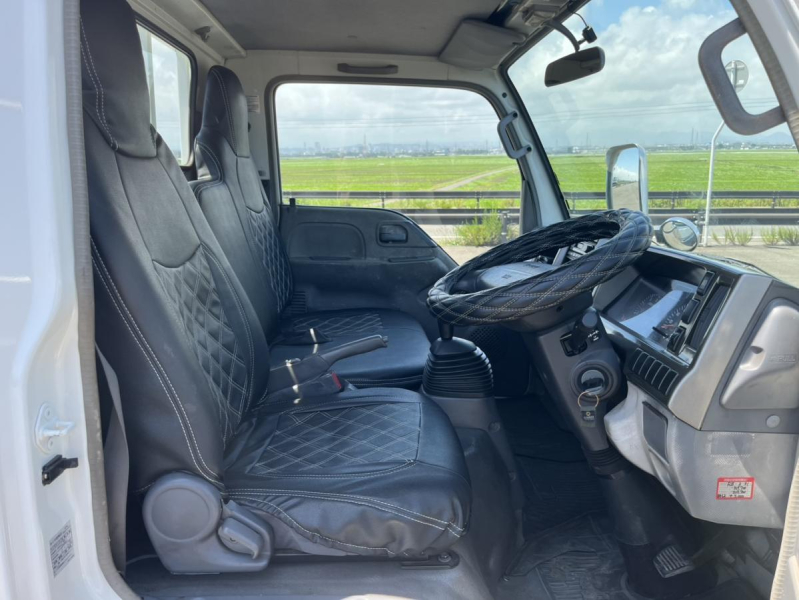 平成22年 エルフ 平ボディー マニュアル5速 床板鉄板 メッキ|中古トラックの販売・買取・査定のアイナビ