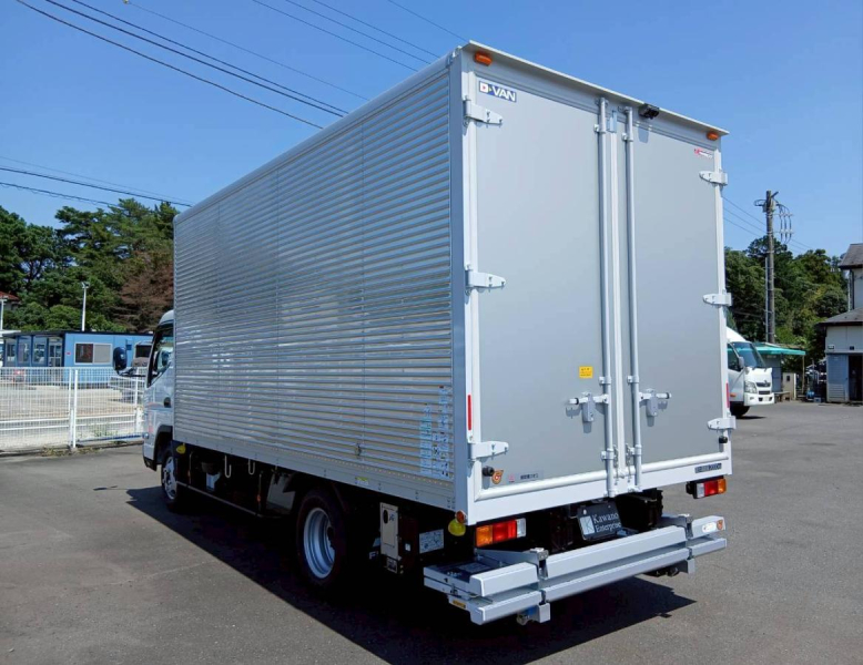 ☆未使用車　AT　ワイドロング　格納パワーゲート|中古トラックの販売・買取・査定のアイナビ