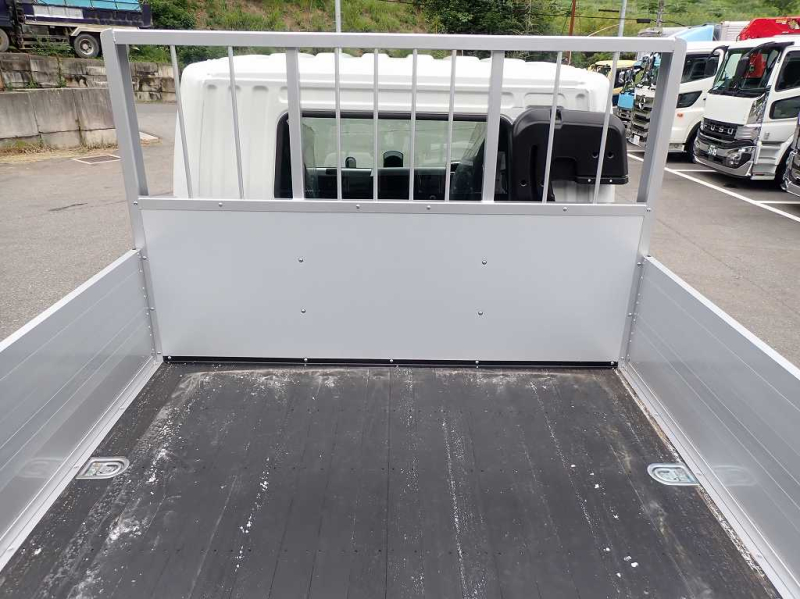 アルミ平　L6210　ワイド　最大積載3400KG　後輪エアサス|中古トラックの販売・買取・査定のアイナビ