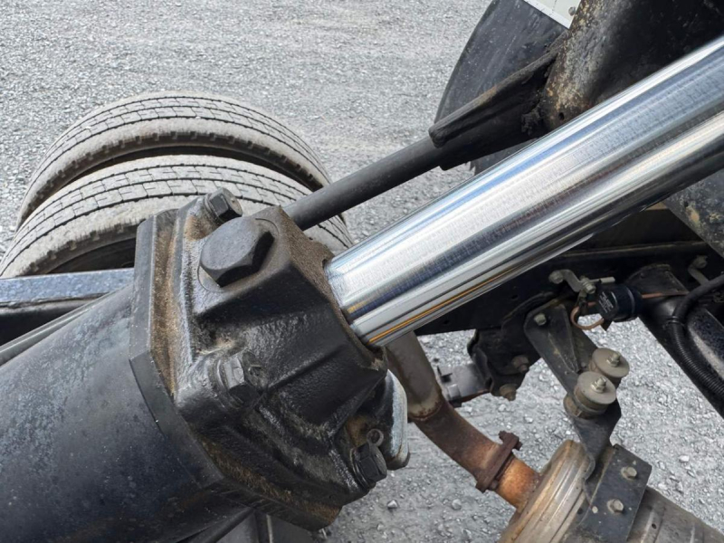 令和元年　強化ダンプ　10尺　全低床　走行74千km|中古トラックの販売・買取・査定のアイナビ