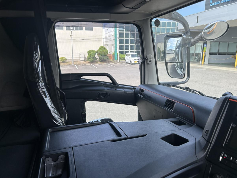 ふそうスーパーグレート　アルミウイング　AT車|中古トラックの販売・買取・査定のアイナビ