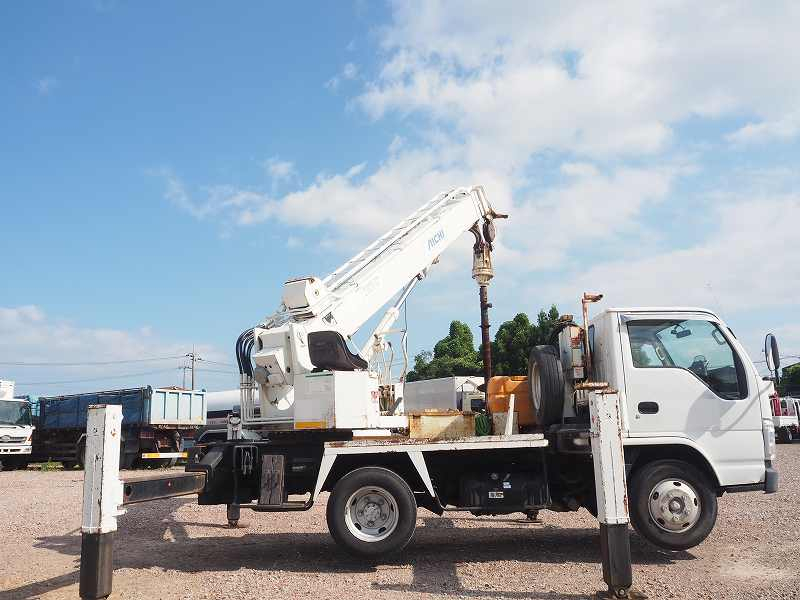 いすゞ エルフ アイチ 穴掘建柱車 D50A|中古トラックの販売・買取・査定のアイナビ