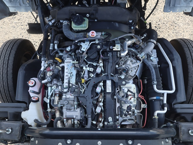 平ボディ積載1.6t　ハイグレード　10尺　ディーゼルターボ|中古トラックの販売・買取・査定のアイナビ