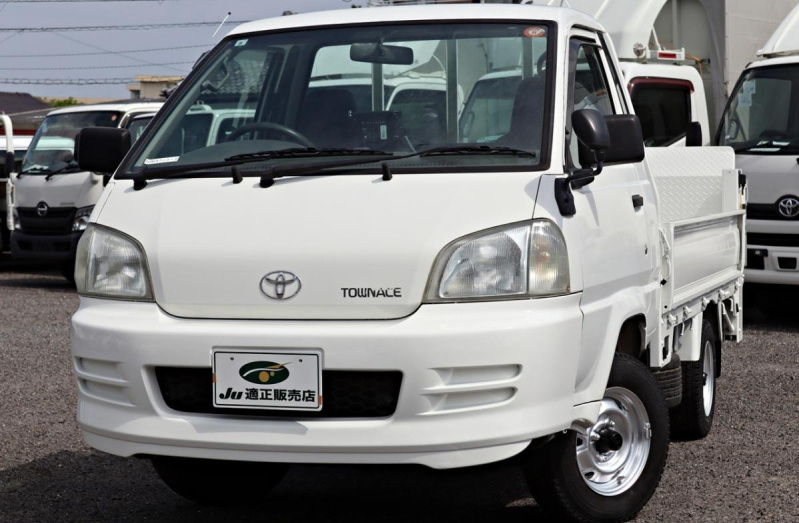 積載750Kg　TECSトヨタ車体製　垂直パワーゲート|中古トラックの販売・買取・査定のアイナビ