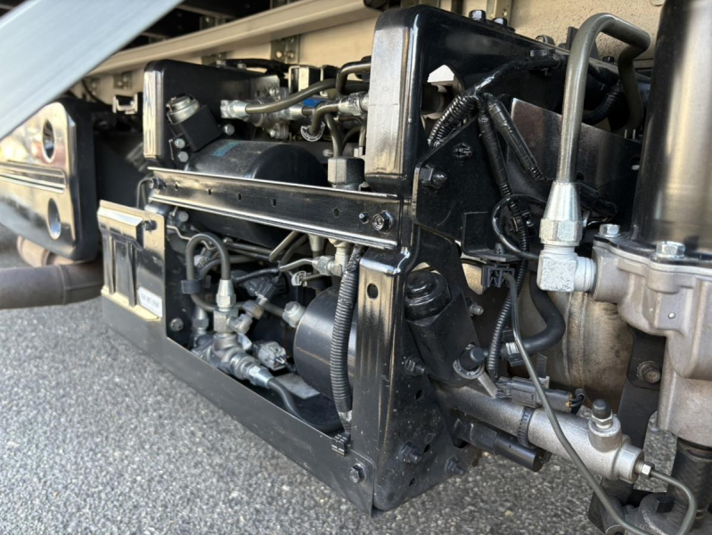R3　フォワード　6.2ワイドウイング　リーフサス|中古トラックの販売・買取・査定のアイナビ