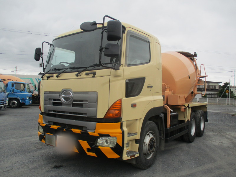 H18プロフィアカヤバM44ミキサー車検R9/2ドラム容量8.7立米|中古トラックの販売・買取・査定のアイナビ