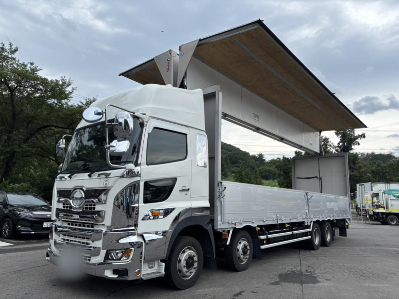 R3 プロフィア 4軸低床アルミウィング 実走行52.9万km|中古トラックの販売・買取・査定のアイナビ