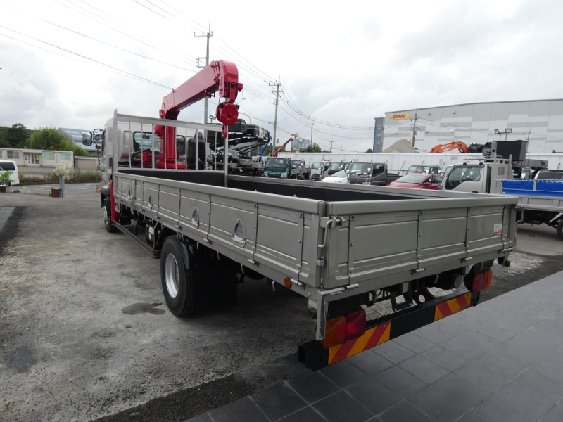 H25　2.6トン　平ボディ　クレーン付き　260608|中古トラックの販売・買取・査定のアイナビ
