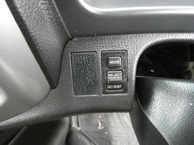 H25　2.6トン　平ボディ　クレーン付き　260608|中古トラックの販売・買取・査定のアイナビ