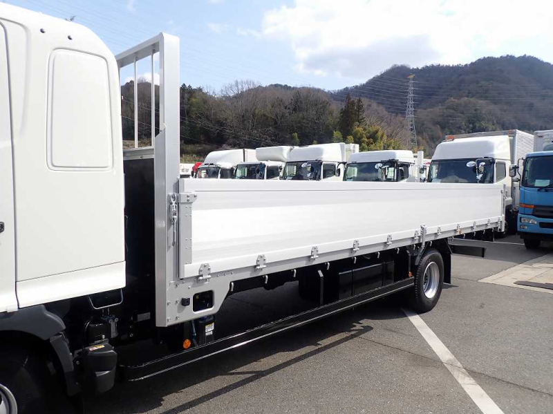 6200　ワイド　リーフサス　240PS　6速　アルミブロック|中古トラックの販売・買取・査定のアイナビ