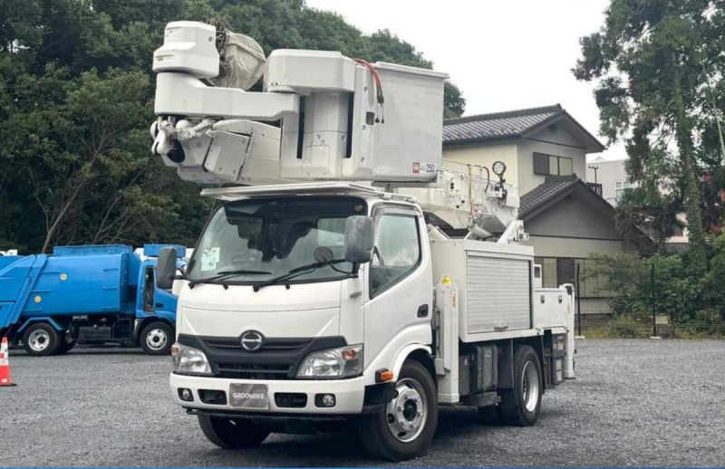 平成25年　高所作業車　アイチ　電工仕様　高さ14.6m　車検付|中古トラックの販売・買取・査定のアイナビ