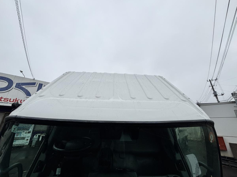 トヨエース　10尺平ボディー　積載2000kg　AT車|中古トラックの販売・買取・査定のアイナビ