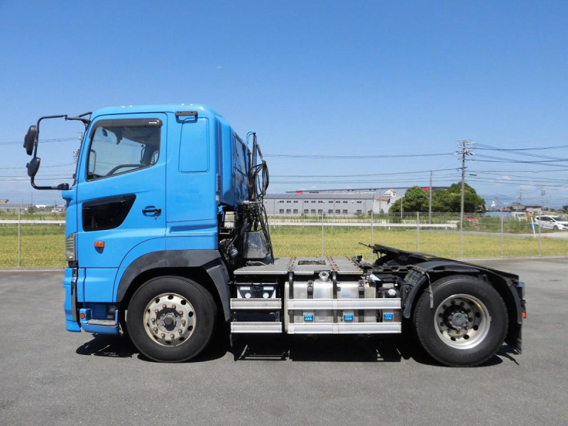 28年　日野プロフィヤ　第5輪11.5t　7速MT　アルミホイール|中古トラックの販売・買取・査定のアイナビ