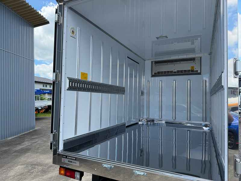 三菱ふそう キャンター 冷蔵冷凍車 東プレ 冷蔵冷凍車 低温-30度|中古トラックの販売・買取・査定のアイナビ
