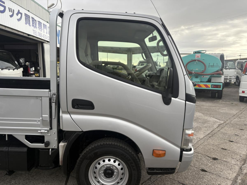 H27　ダイナ　1.45t　平ボディ|中古トラックの販売・買取・査定のアイナビ