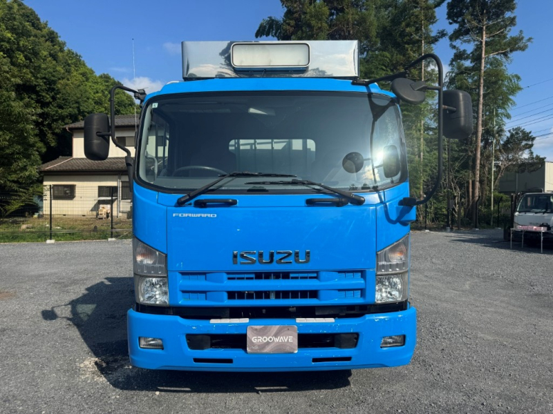ベッド付 6.2m 積載3.5t 外装仕上げ済 車検付|中古トラックの販売・買取・査定のアイナビ