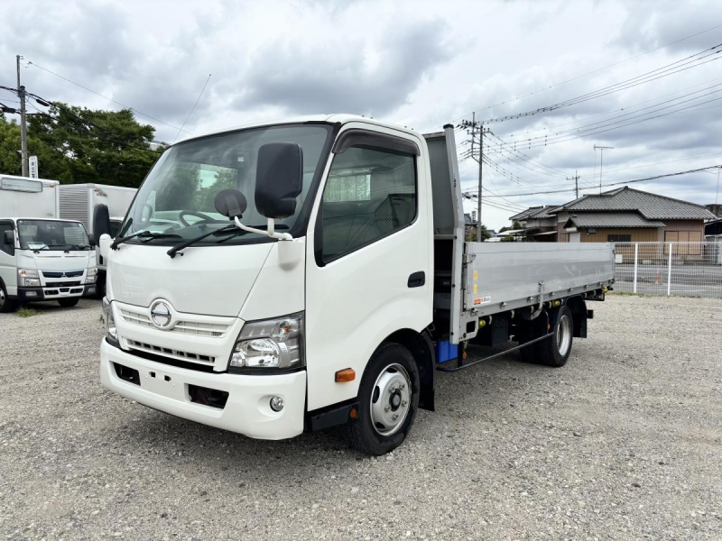 デュトロ　ワイドロング平ボディー　積載2000kg|中古トラックの販売・買取・査定のアイナビ