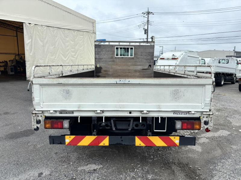 ダイナ　ワイドロング平ボディー　積載3500kg|中古トラックの販売・買取・査定のアイナビ