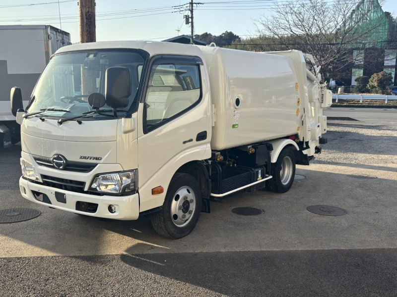 標準幅　巻き込みパッカー車　極東製5.1立米　積載2000kg|中古トラックの販売・買取・査定のアイナビ