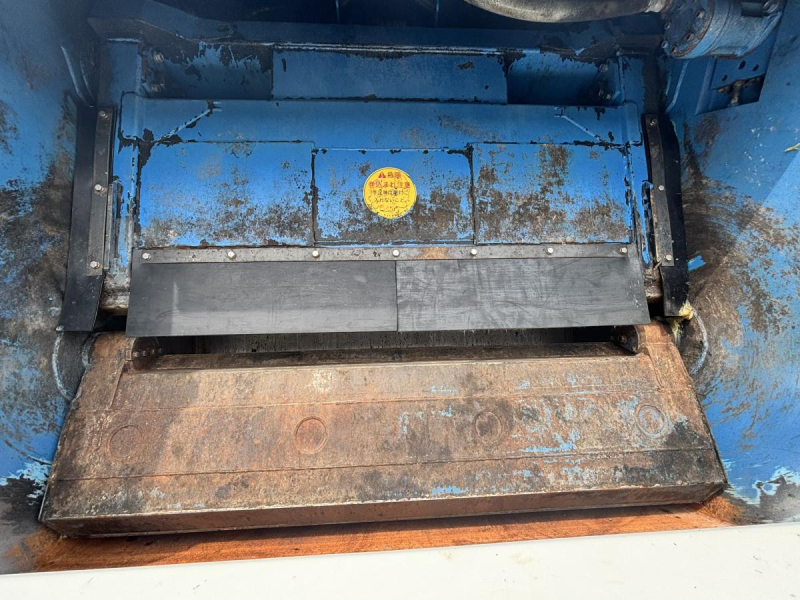 巻き込みパッカー車　新明和製5.1立米　積載3000kg|中古トラックの販売・買取・査定のアイナビ