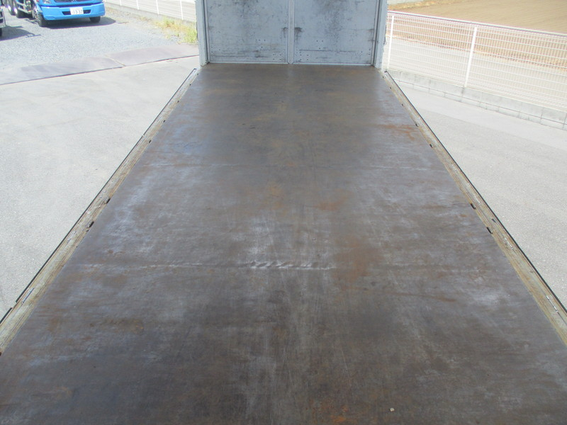 R1クオン3軸高床アルミウイング車検R9/7積載13.3t7速ミッション|中古トラックの販売・買取・査定のアイナビ
