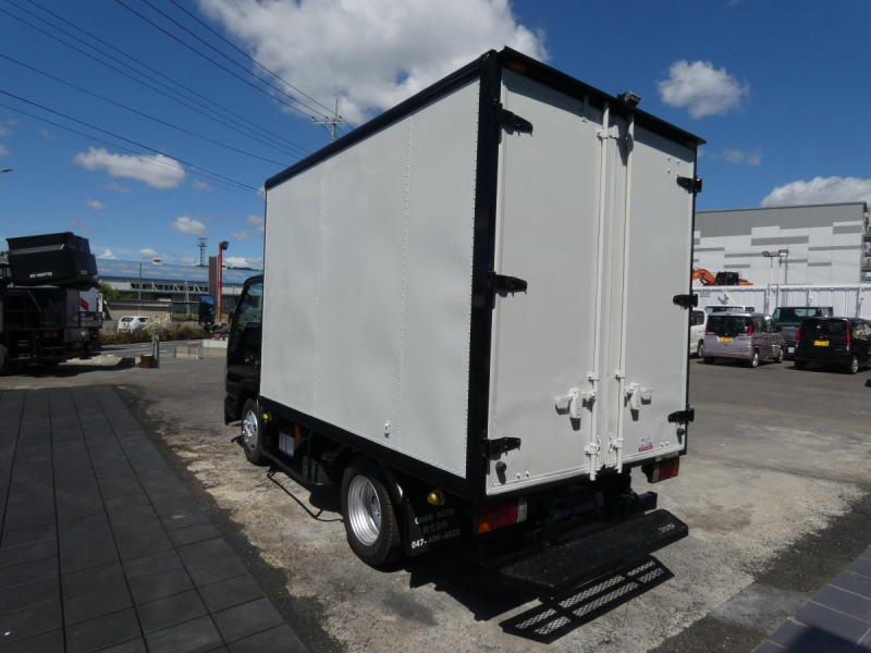 H 21　1.5トン　 パネルバン　251102|中古トラックの販売・買取・査定のアイナビ