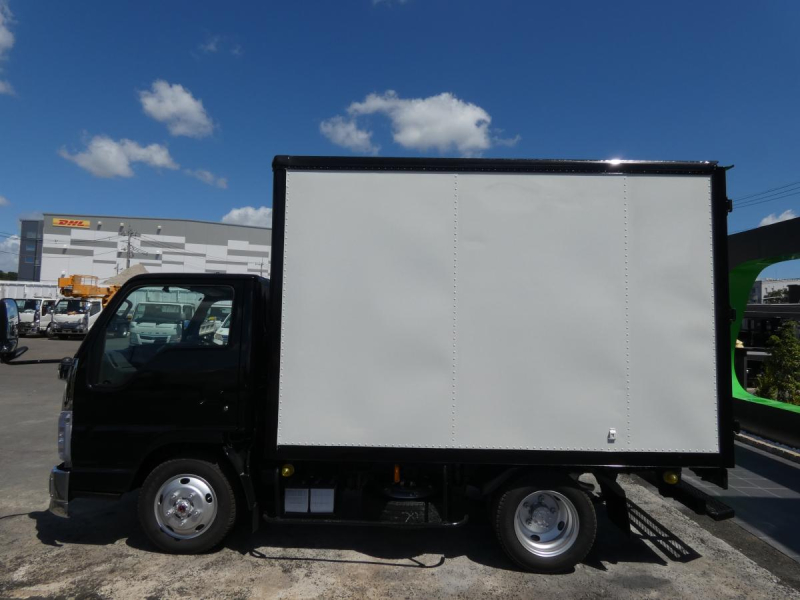 H 21　1.5トン　 パネルバン　251102|中古トラックの販売・買取・査定のアイナビ