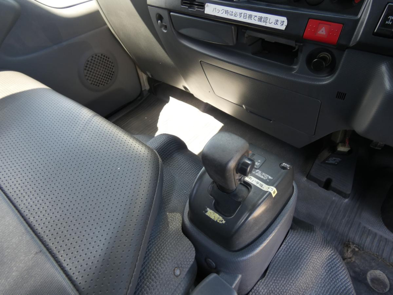 H 21　1.5トン　 パネルバン　251102|中古トラックの販売・買取・査定のアイナビ