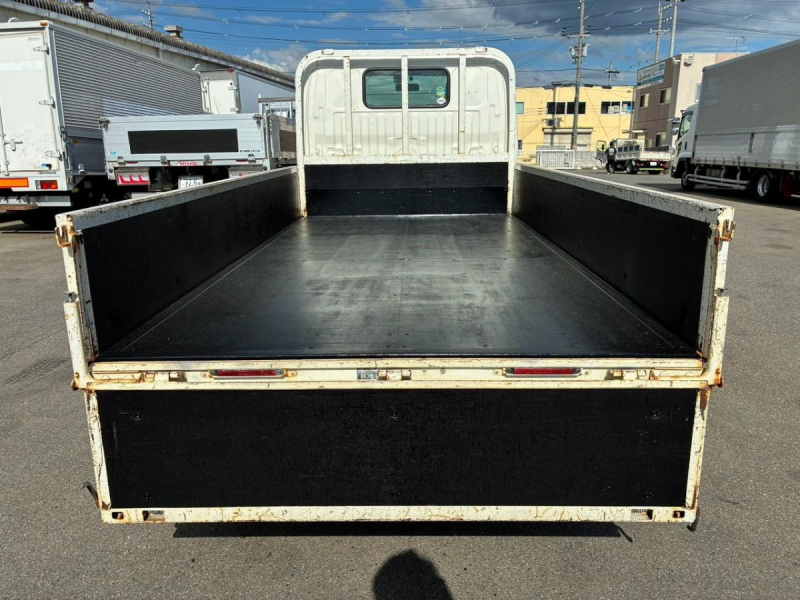 保証対象車両 ワンオーナー 4×4 四輪駆動 4ナンバー 5速 MT|中古トラックの販売・買取・査定のアイナビ