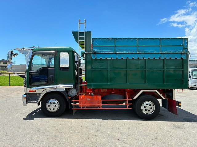 車検付 増トン ワンオーナー フルキャブ/ベッド付き 新明和工業|中古トラックの販売・買取・査定のアイナビ