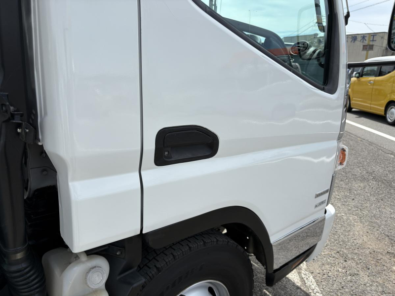 H24　キャンター　4.15t　重機運搬車　ハイジャッキ|中古トラックの販売・買取・査定のアイナビ
