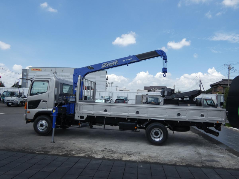 H29 2.65トン4段クレーン付き平ボディー260714|中古トラックの販売・買取・査定のアイナビ