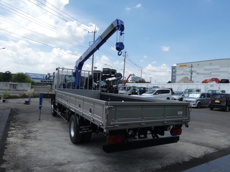 H29 2.65トン4段クレーン付き平ボディー260714|中古トラックの販売・買取・査定のアイナビ