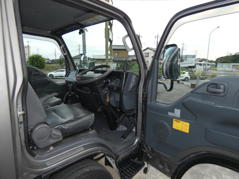 タイタン　3トン　ダンプ　マニュアル　260410|中古トラックの販売・買取・査定のアイナビ