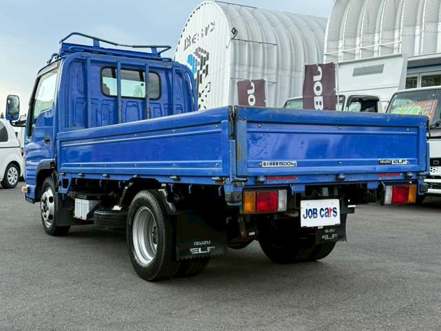 エルフ　平ボディ　標準　10尺　AT　積載量1500kg|中古トラックの販売・買取・査定のアイナビ