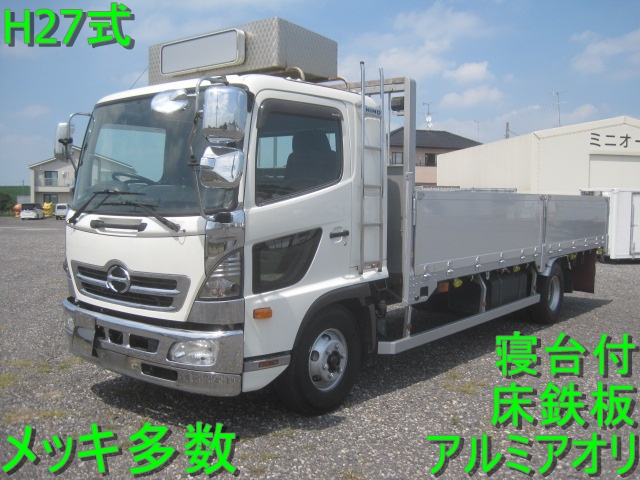 床鉄板 メッキ多数 アルミアオリ 寝台付  積載3250|中古トラックの販売・買取・査定のアイナビ