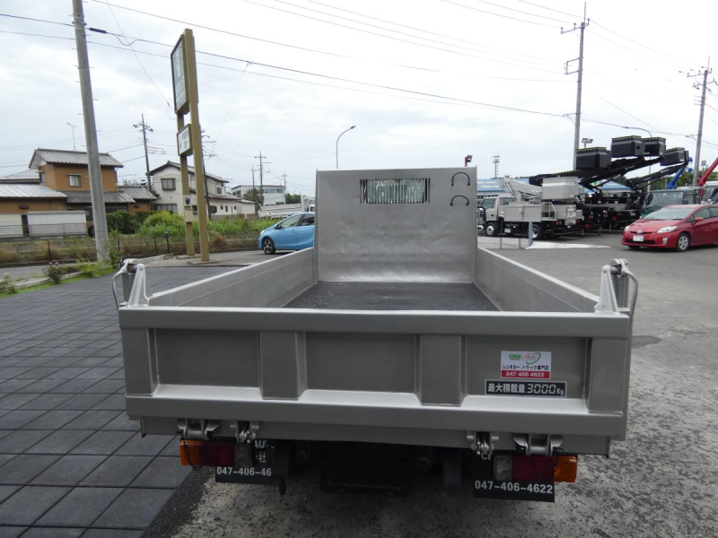H26  3トン　ダンプ　マニュアル　260721|中古トラックの販売・買取・査定のアイナビ