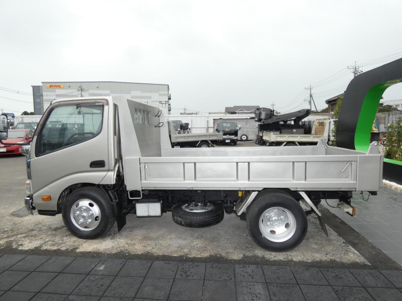 H26  3トン　ダンプ　マニュアル　260721|中古トラックの販売・買取・査定のアイナビ