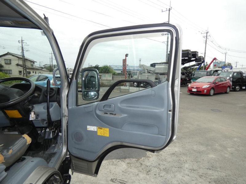 H26  3トン　ダンプ　マニュアル　260721|中古トラックの販売・買取・査定のアイナビ