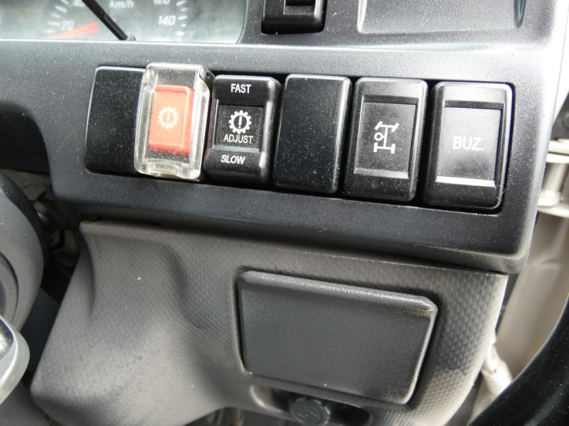 H20 2トン オートマ　ダンプ 260802|中古トラックの販売・買取・査定のアイナビ