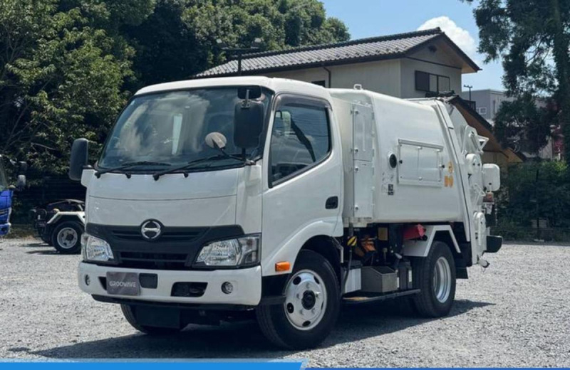 巻込み式 4.4立米 オールペン済 AT|中古トラックの販売・買取・査定のアイナビ
