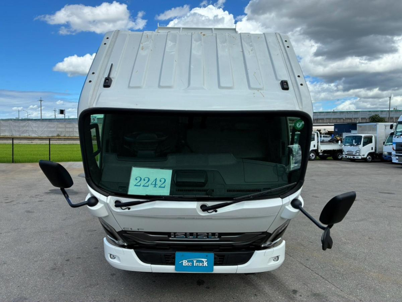 保証対象車両 土砂禁ダンプ 4ナンバー 全低床 新明和工業 観音扉|中古トラックの販売・買取・査定のアイナビ