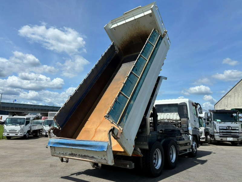 車検付 6×4 3軸2デフ額縁アオリ 電動コボレーン 380馬力|中古トラックの販売・買取・査定のアイナビ