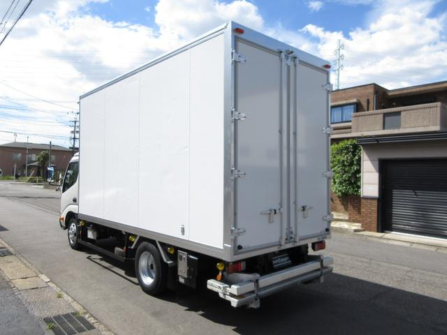 日野 バン車 デュトロ|中古トラックの販売・買取・査定のアイナビ