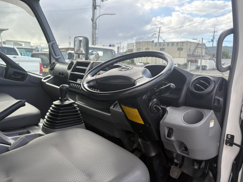 H26　デュトロ　散水車　サブエンジン付|中古トラックの販売・買取・査定のアイナビ