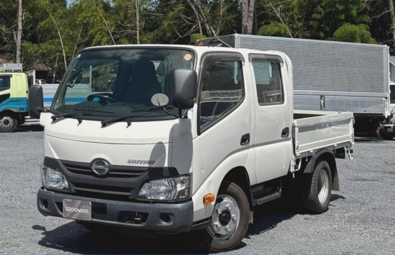 10尺 全低床 5t限定免許対応 AT 床板張替済 低走行|中古トラックの販売・買取・査定のアイナビ
