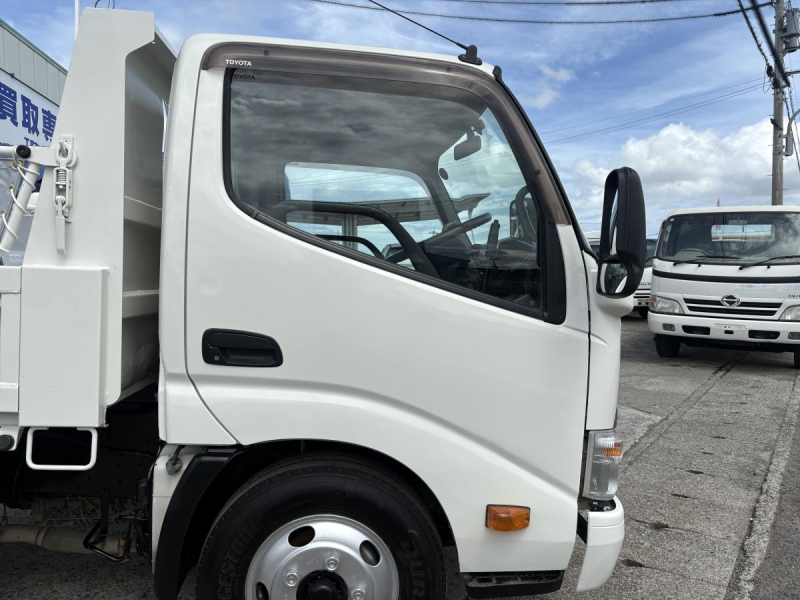 H28　ダイナ　高床ダンプ　3t|中古トラックの販売・買取・査定のアイナビ