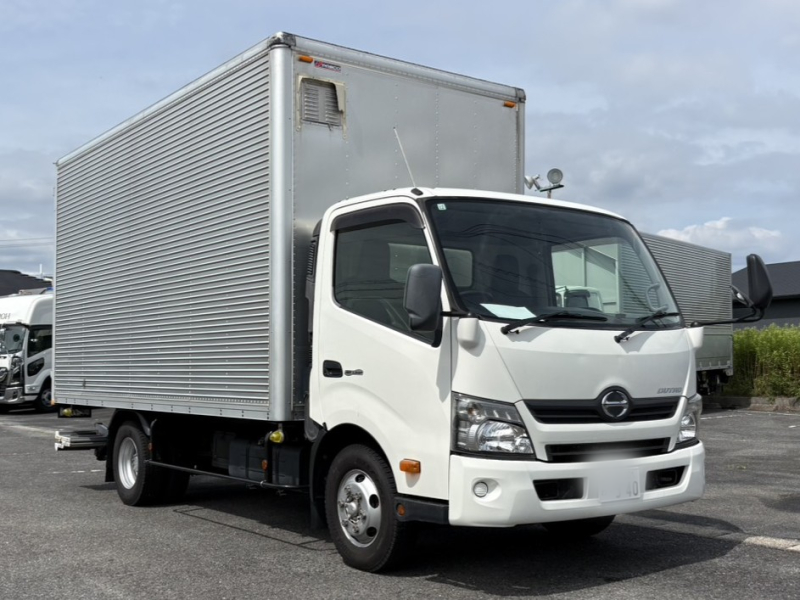 H28年　日野デュトロ　ワイドロングバン3t|中古トラックの販売・買取・査定のアイナビ